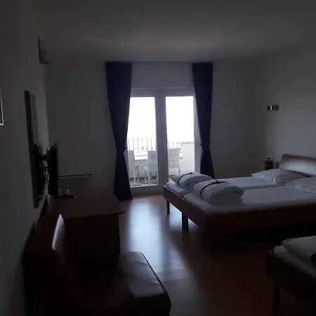 Lukas 3* Gradac (Split-Dalmatia)